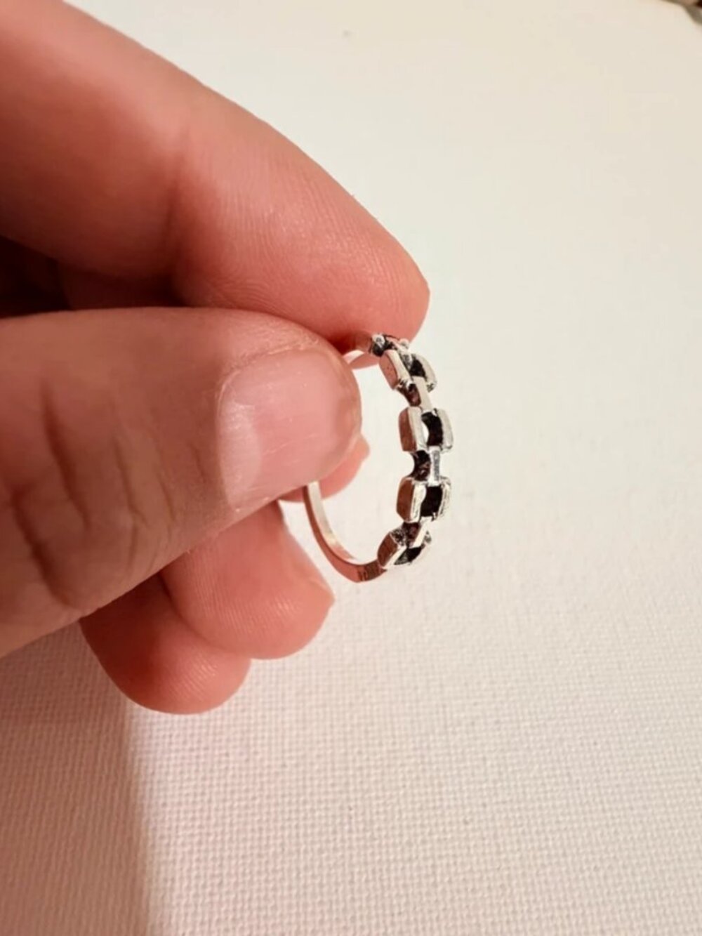 Silver oxidized ring